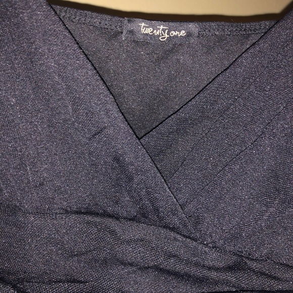 Top - Picture 3 of 3